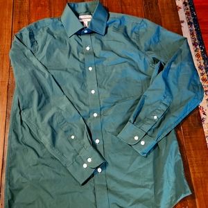 Croft & Barrow Easy Care Classic Fit Long Sleeve Dark Green Button Down